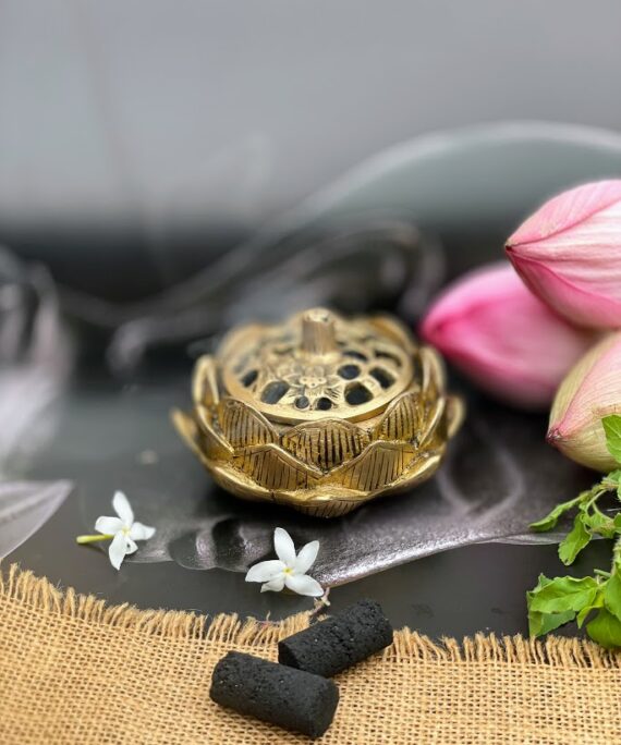 athepoo Lotus incense holder (4"x4"x2.2" )