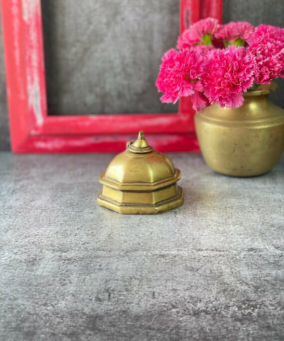 athepoo- a brass material round ink holder