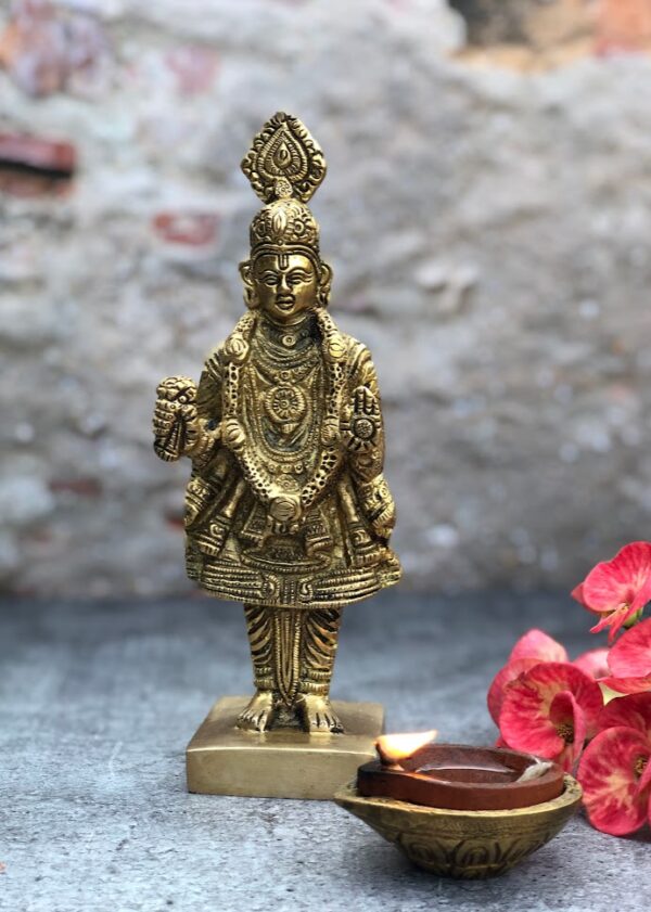 Athepoo- Dwaraka Lord Krishna (2.5"x2"x7.5")