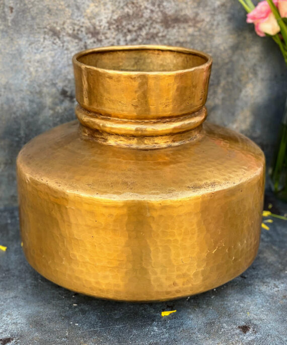 athepoo Hammered Brass Pot